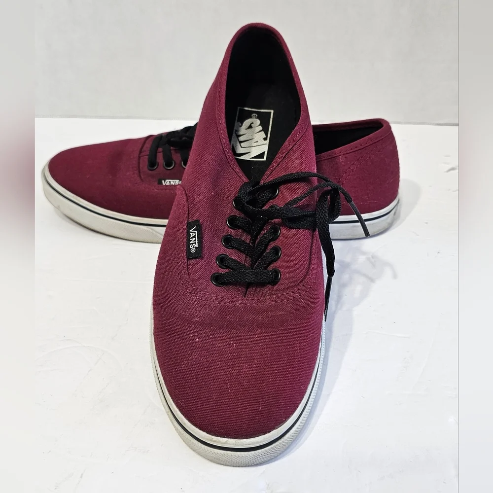Vans Lace Up Canvas Sneakers Men's 7 Women's 8.5